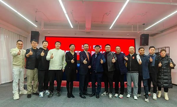 机构囤积比特币的隐忧：当自由货币遇上传统金融的枷锁